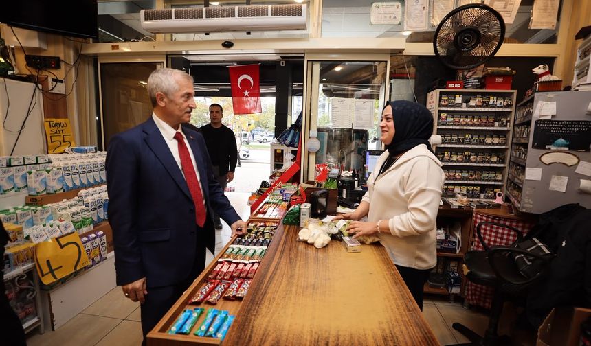 Mehmet Tahmazoğlu esnafın talebini yerinde dinledi