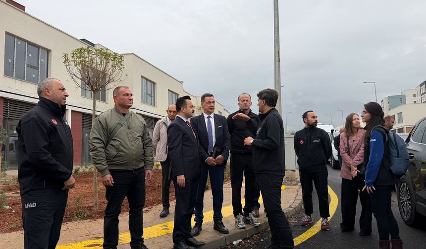Uluslararası heyet deprem bölgesinde incelemelerde bulundu