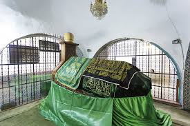 Ökkeşiye Hazretleri Türbesi umut kapısı oluyor