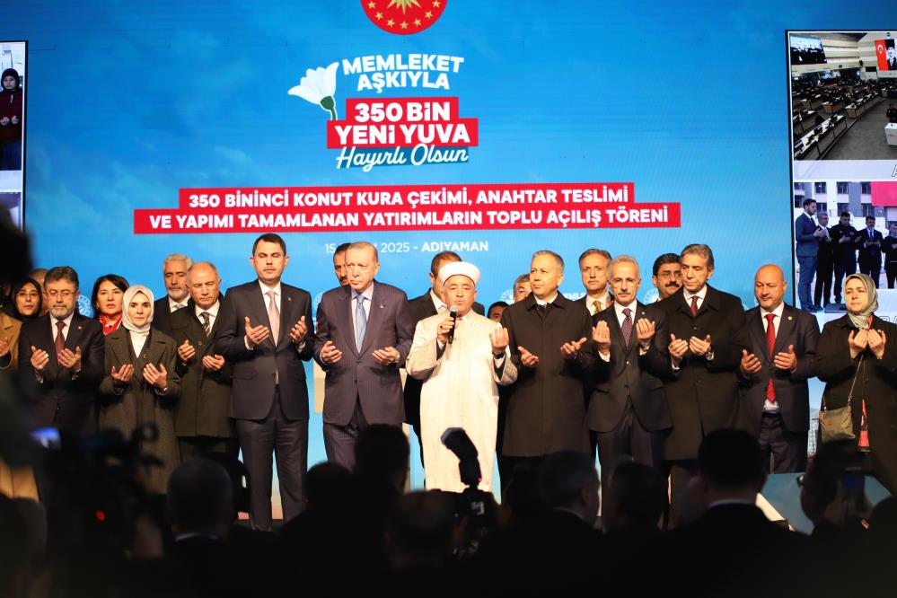 C U M H U R B A Ş K A N I1