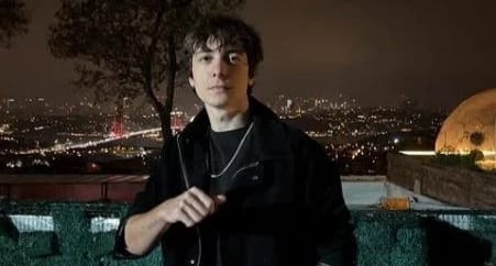 Öyle Bir Geçer Zaman Ki