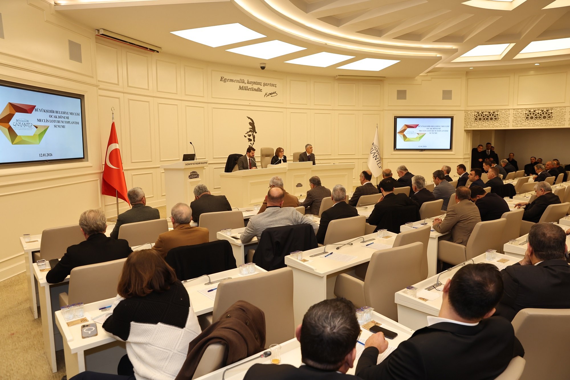 Gaziantep Büyükşehir Belediyesi Meclis (3)