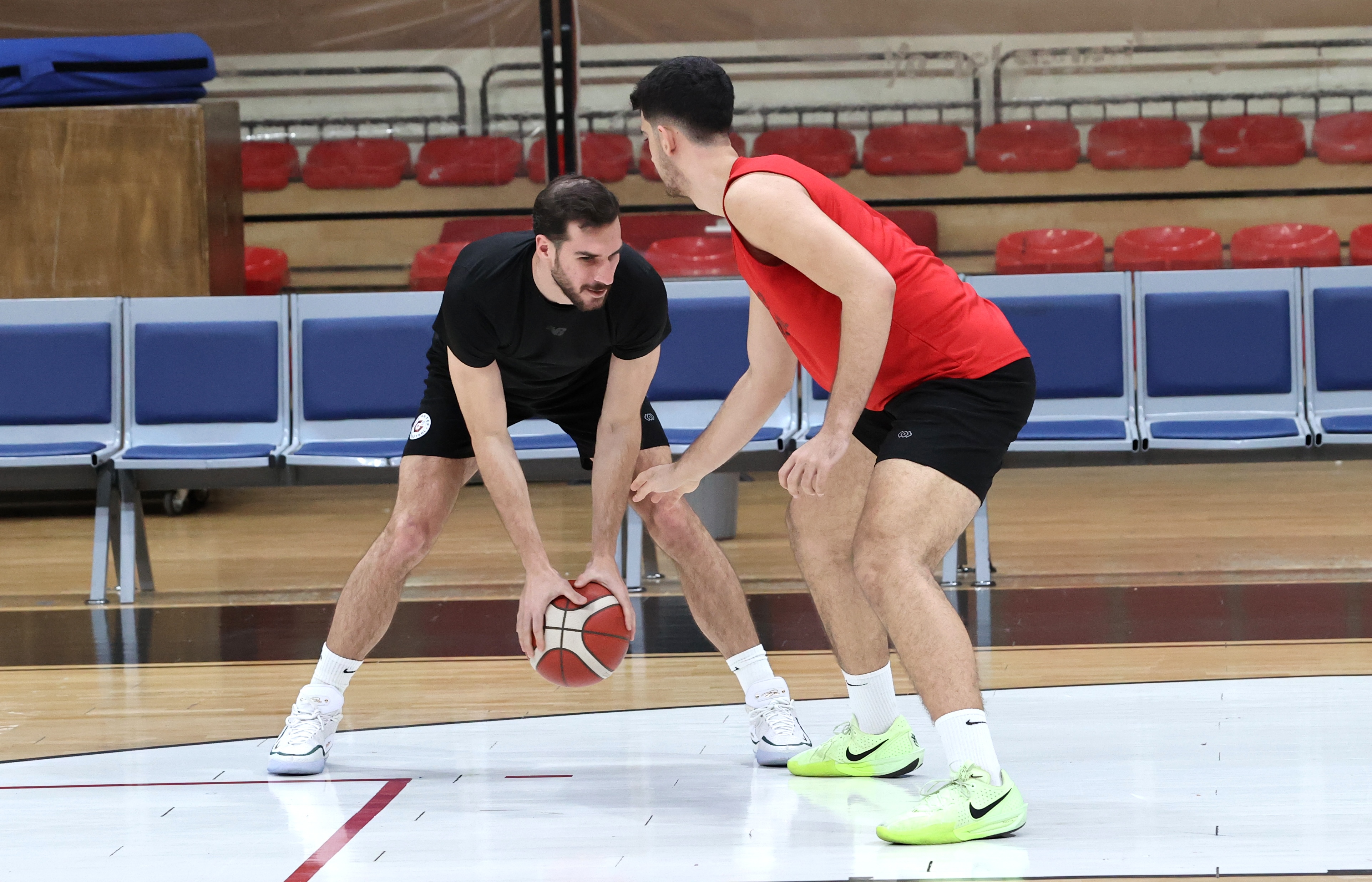 A A 20260214 40552274 40552271 G A Z I A N T E P B A S K E T B O L S U P E R L I G H E D E F I N E E M I N A D I M L A R L A I L E R L I Y O R