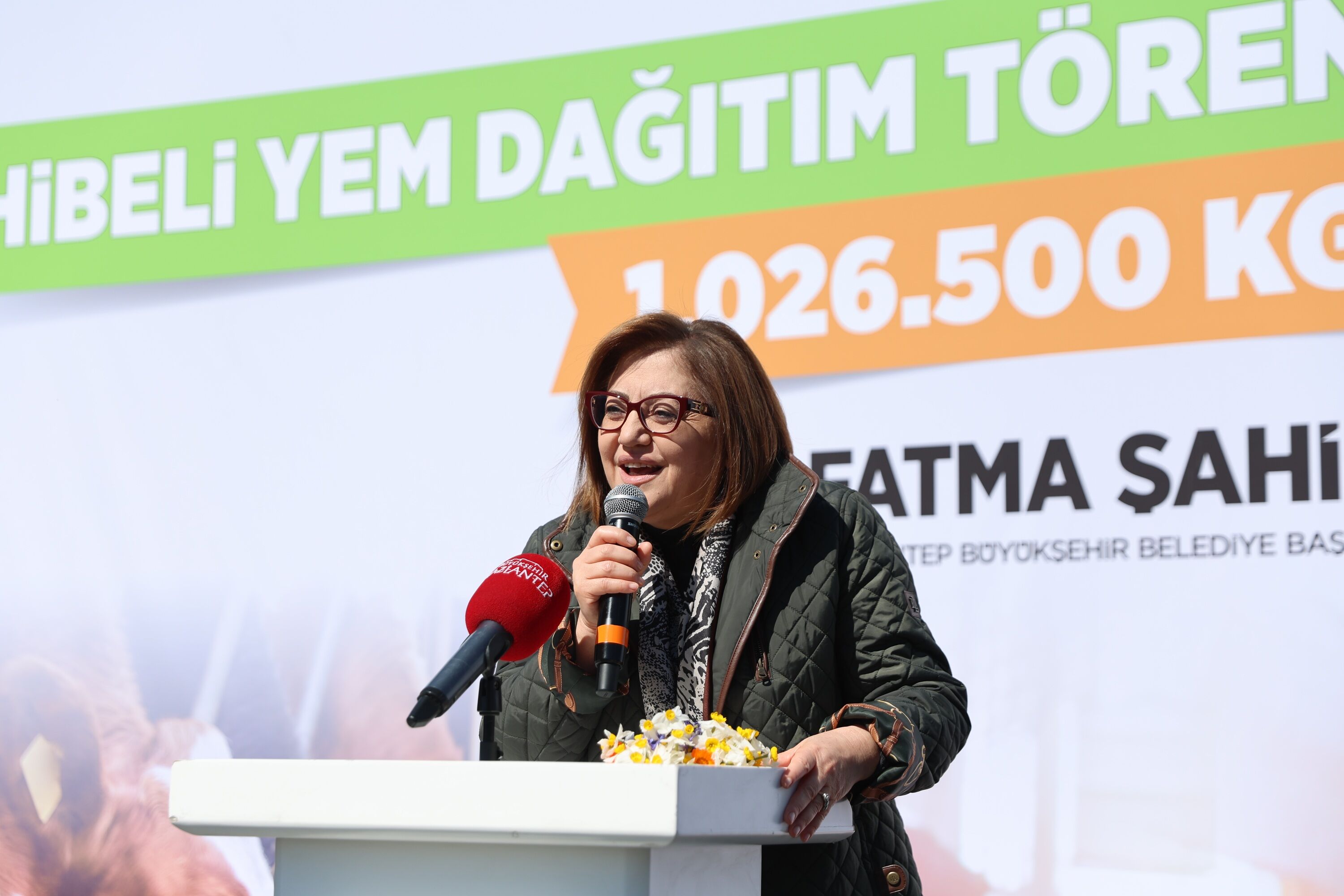 Gazi̇antep Büyükşehi̇r’nden 1 Mi̇lyon Ki̇loyu Aşan Yem Desteği̇ (1)