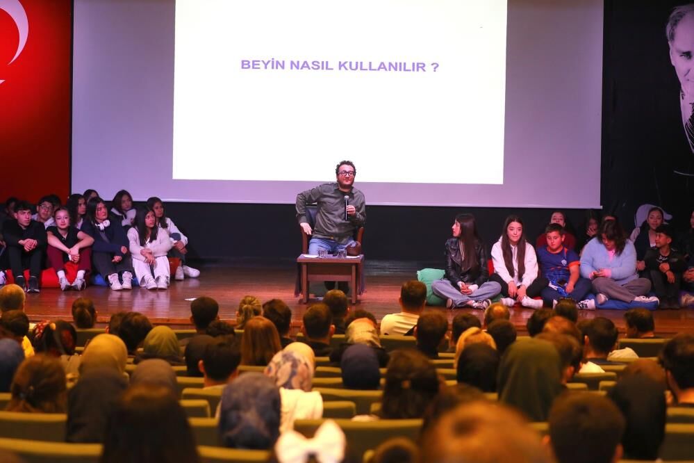 Prof. Dr. Oytun Erbaş1