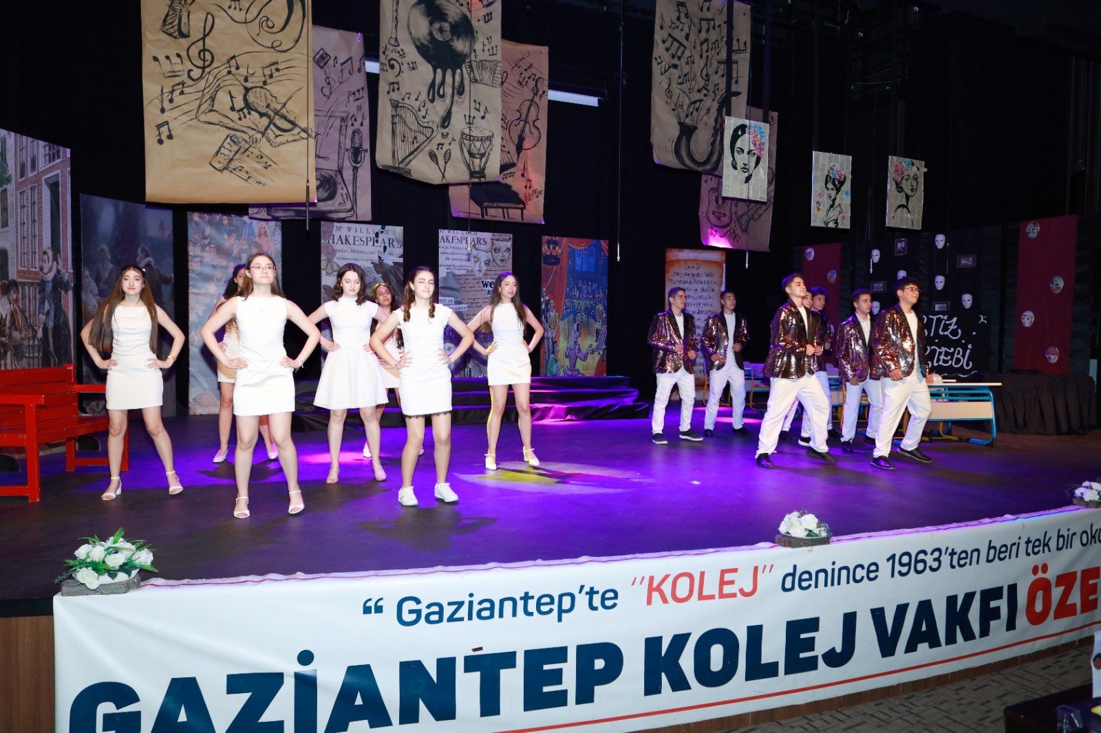 Gkvli Öğrenciler Sahne Aldı (3)