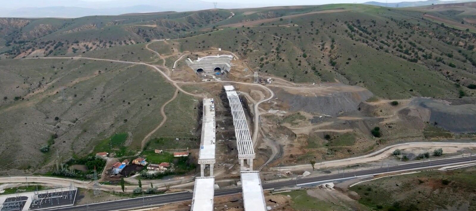 Bakan Uraloğlu Hızlı Tren Çalışmaları Devam Ediyor (3)