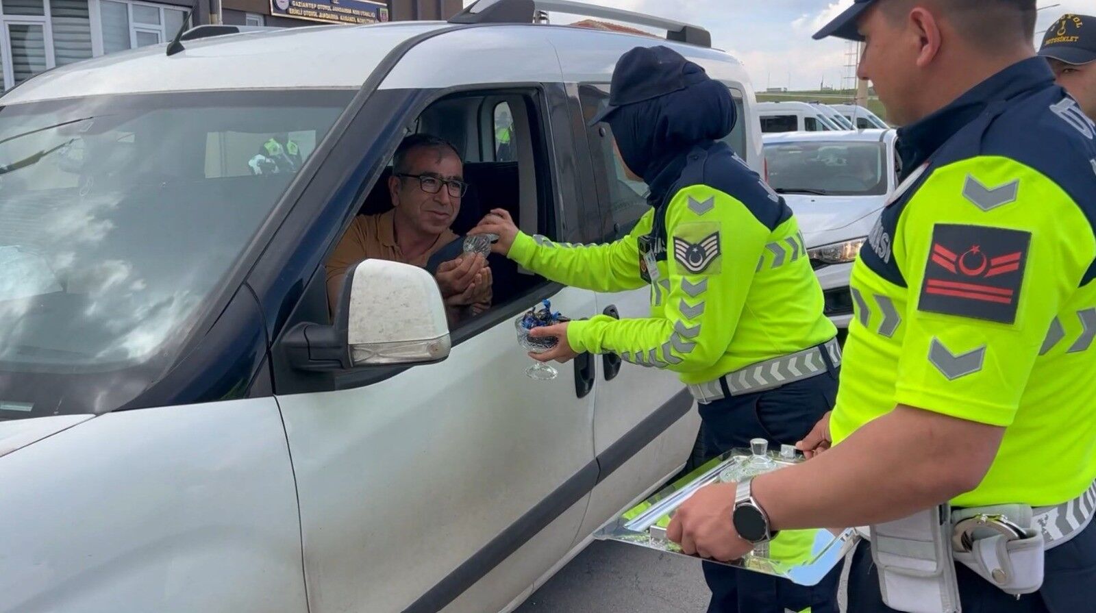 Jandarma Bayram Trafiğinde Denetimleri Sıklaştırdı (2)