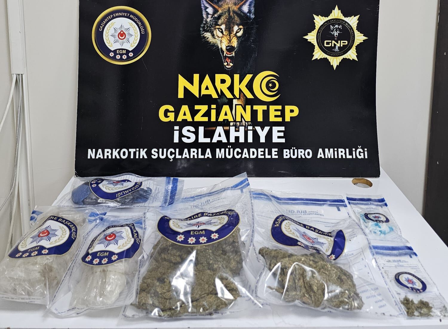 İslahiye'de Narkotik Operasyonu 2 Kişi Tutuklandı (1)