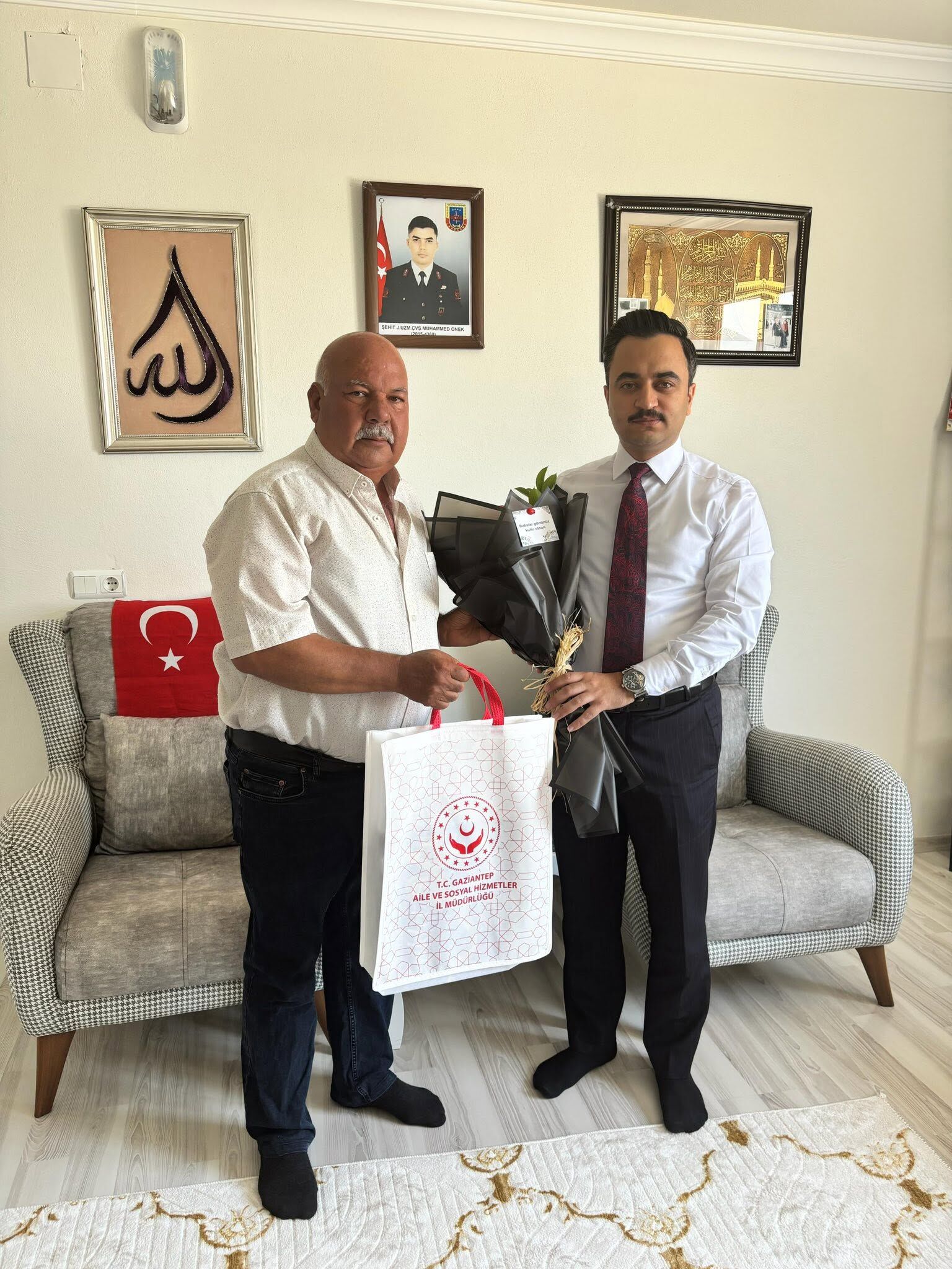 Kaymakam’dan Şehit Ailesine Anlamlı Ziyaret (1)