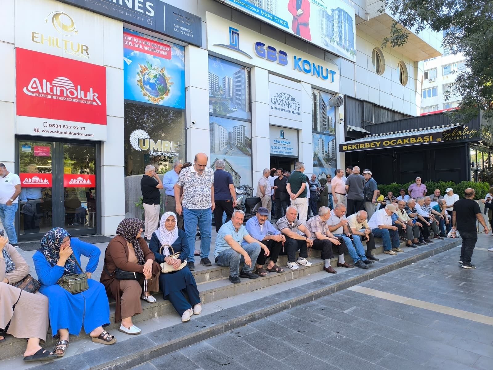 Bahçeli Evler