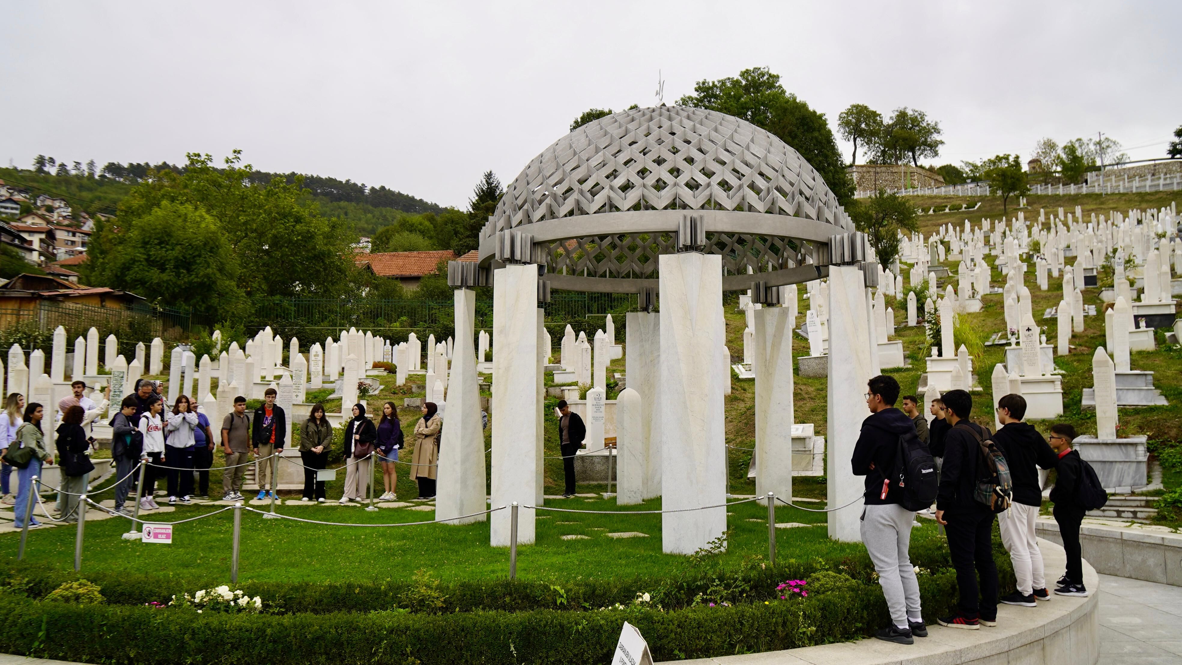 Gazi̇antep’i̇n Lgs Şampi̇yonlarina Bosna Hersek Ödülü (2)