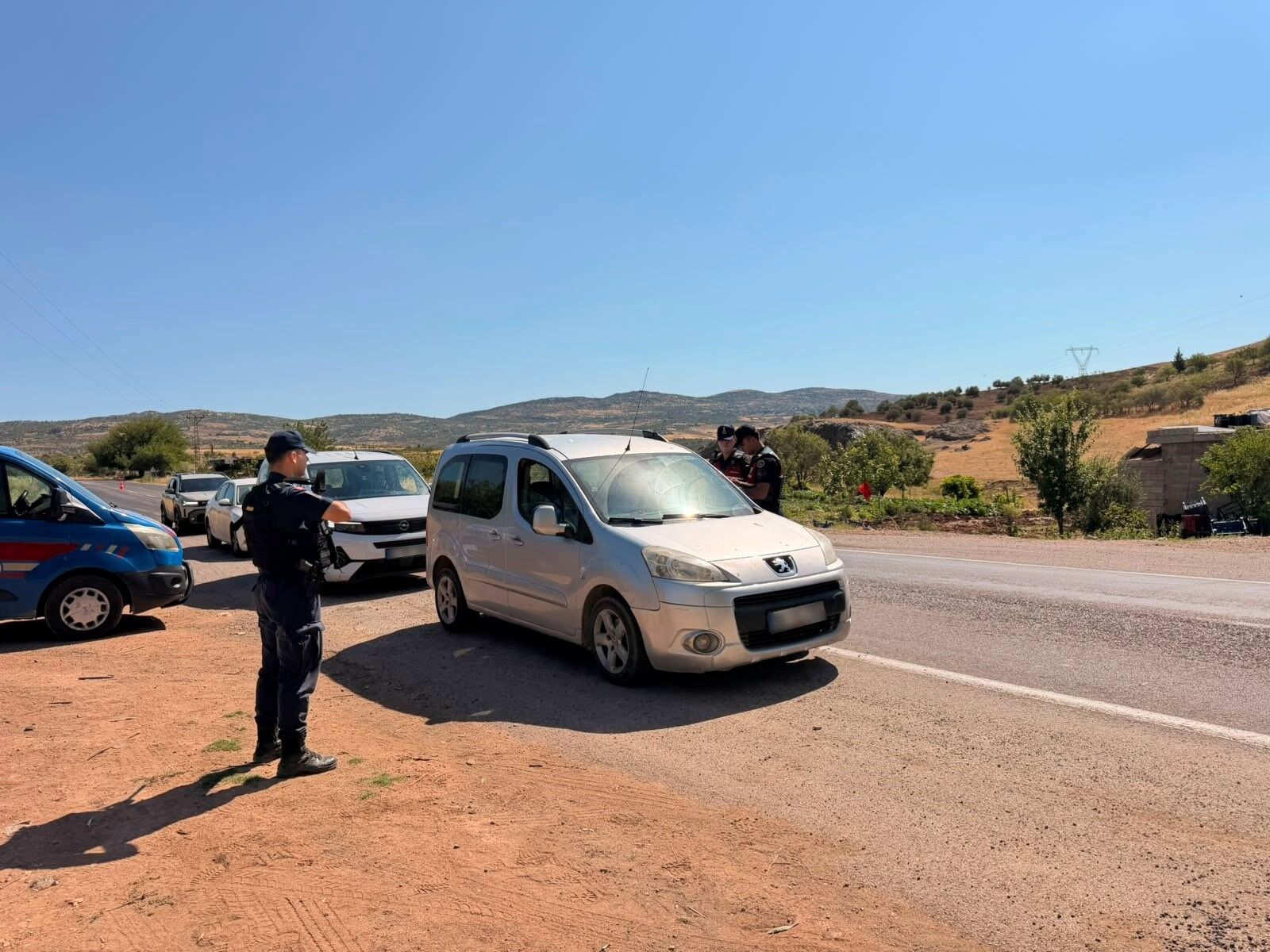 Gaziantep'te Denetimlerde 25 Şahıs Yakalandı (2)