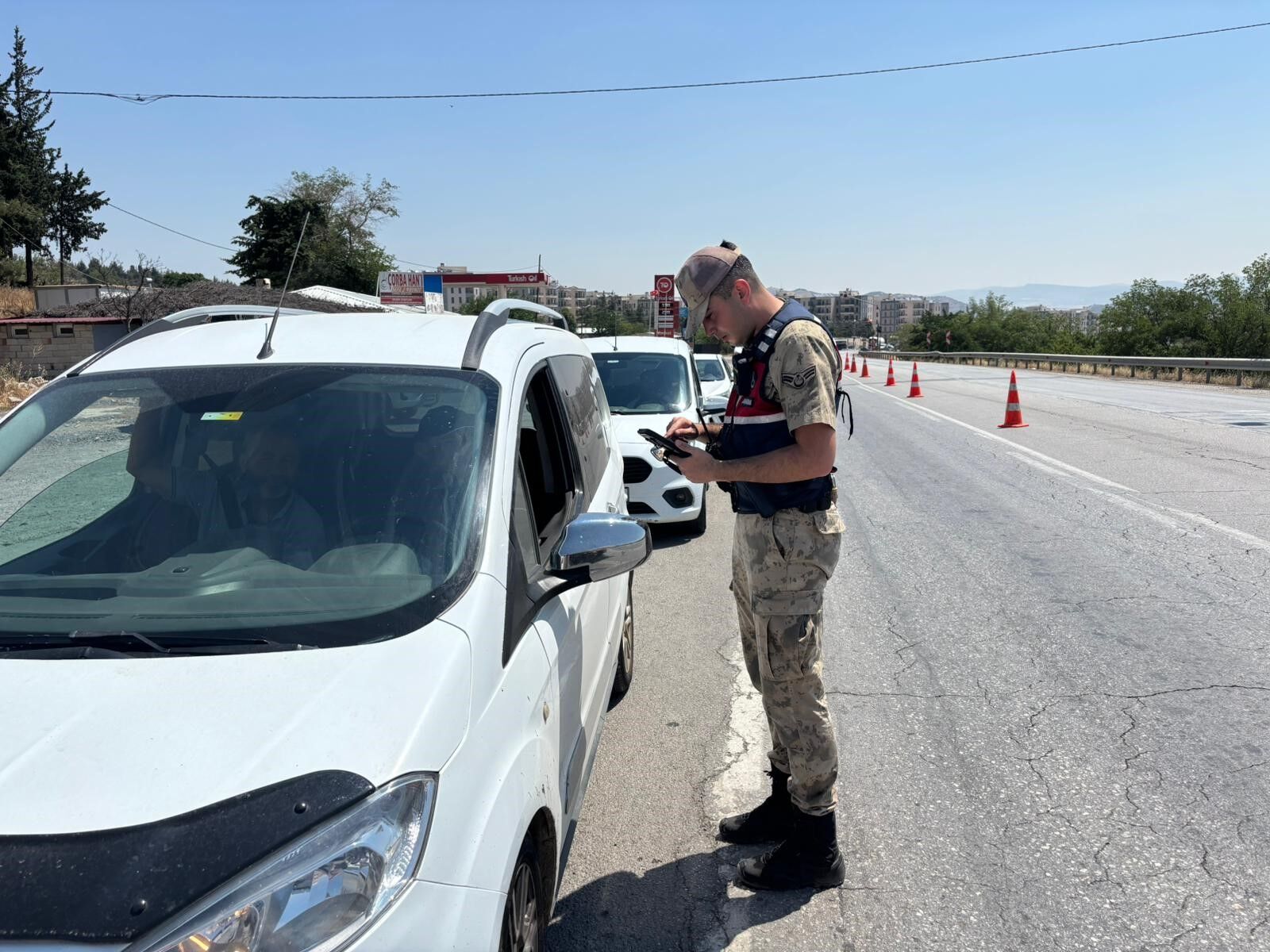 Gaziantep'te Denetimlerde 25 Şahıs Yakalandı (3)