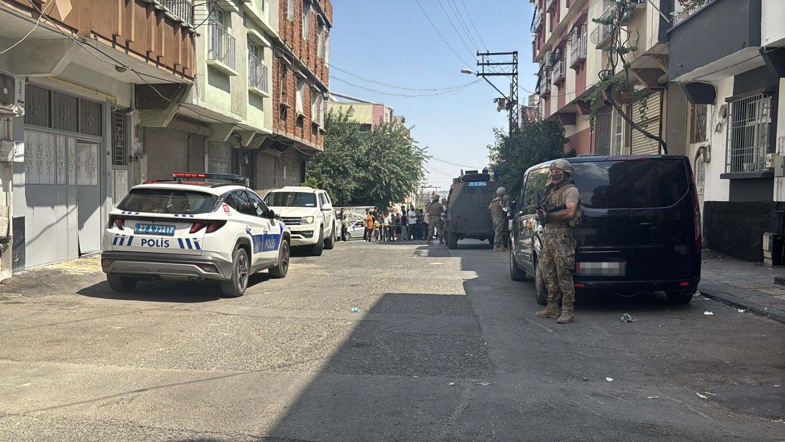 Gözaltı (1)