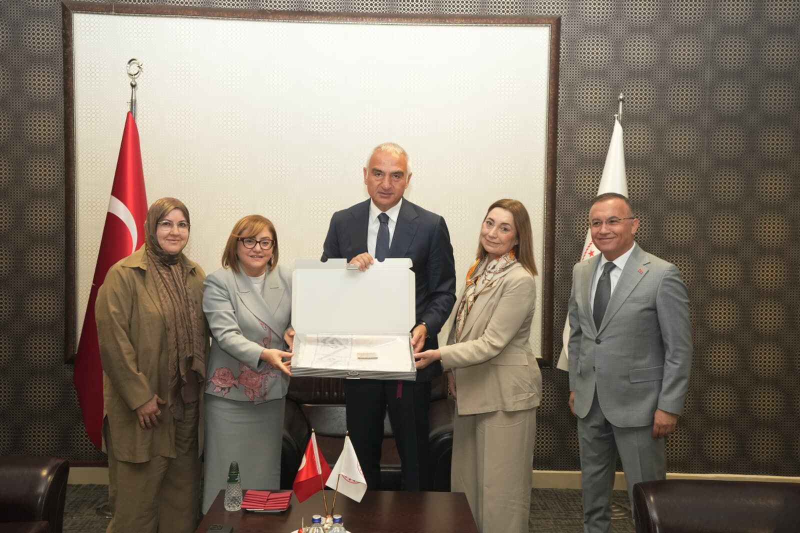 Kültür Ve Turi̇zm Bakani Mehmet Nuri̇ Ersoy (5)