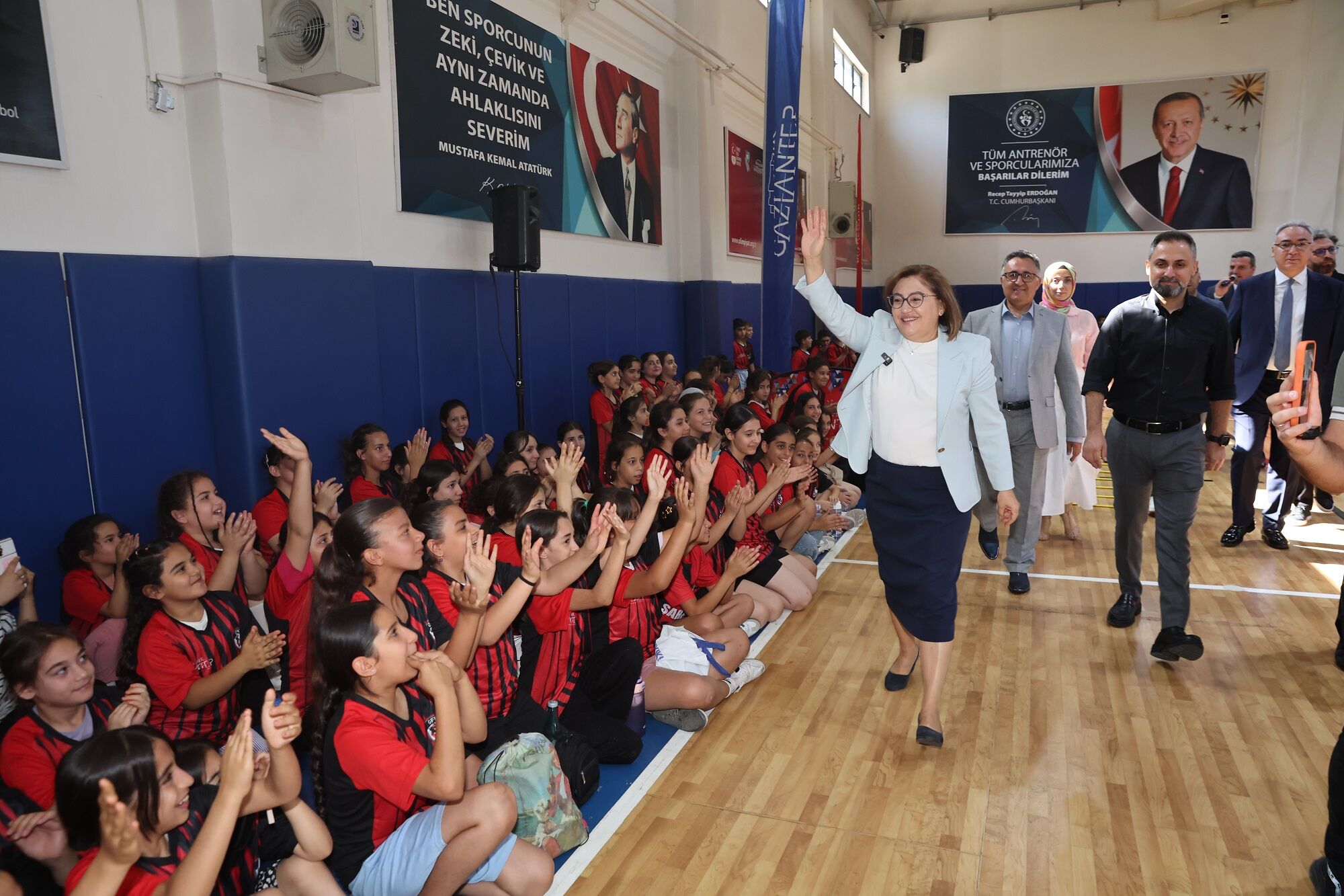 Şahin,“ Çocuklarımızı Her Alanda Destekliyoruz” (1)