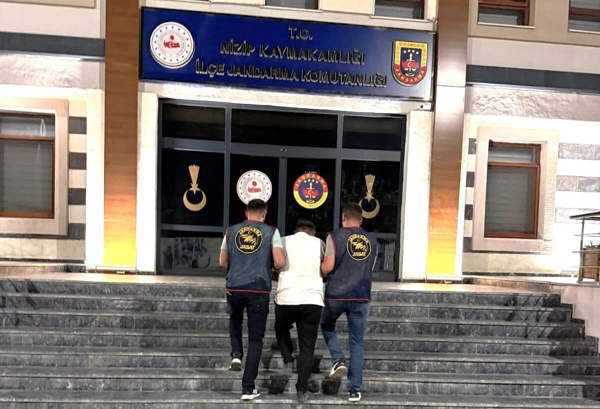 Aranan 2 Şüpheli (1)