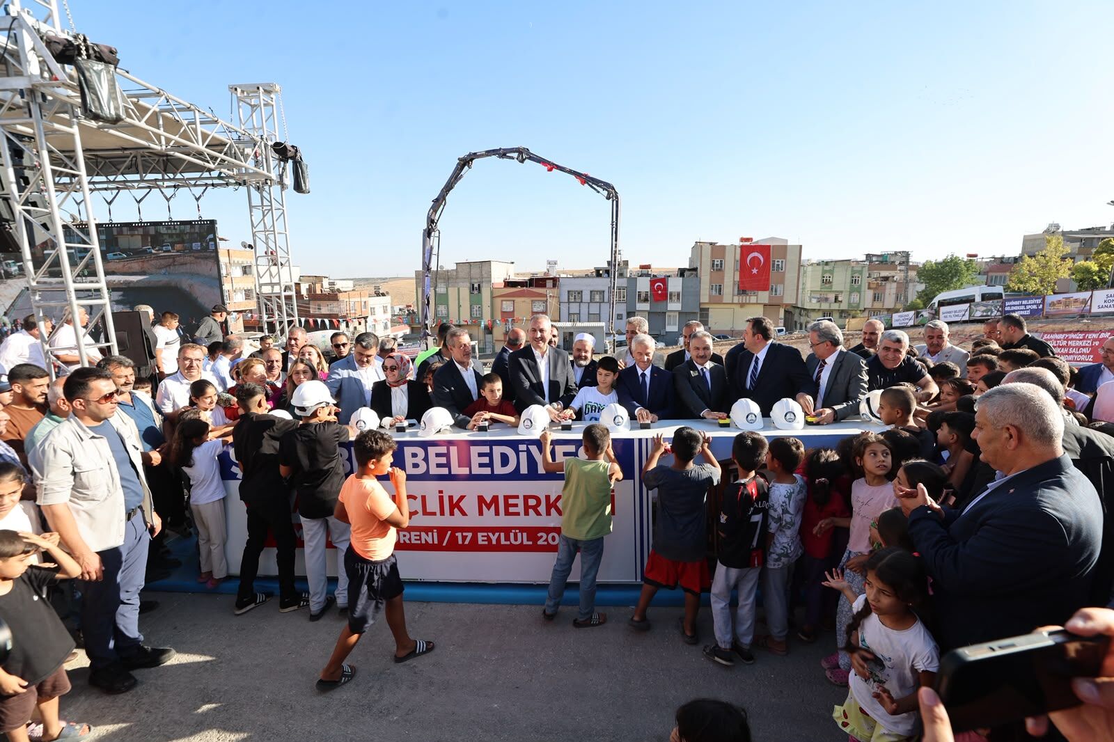 Açılış (4)