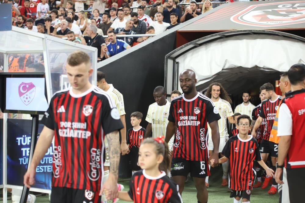 Gaziantep Fk (2)-11