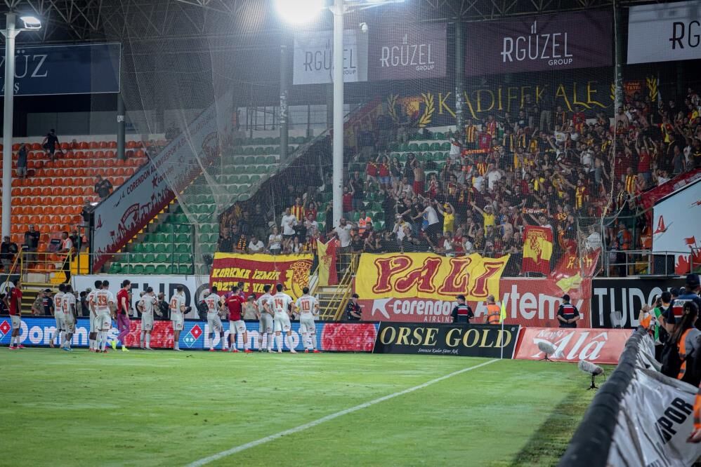 Göztepe (2)