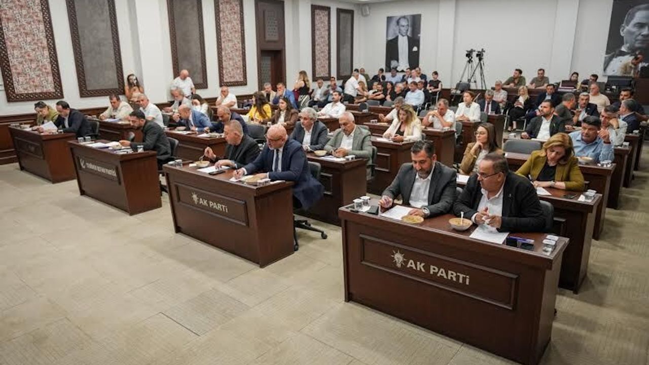 Şehitkamil Meclis üyesi partisinden ihraç edildi