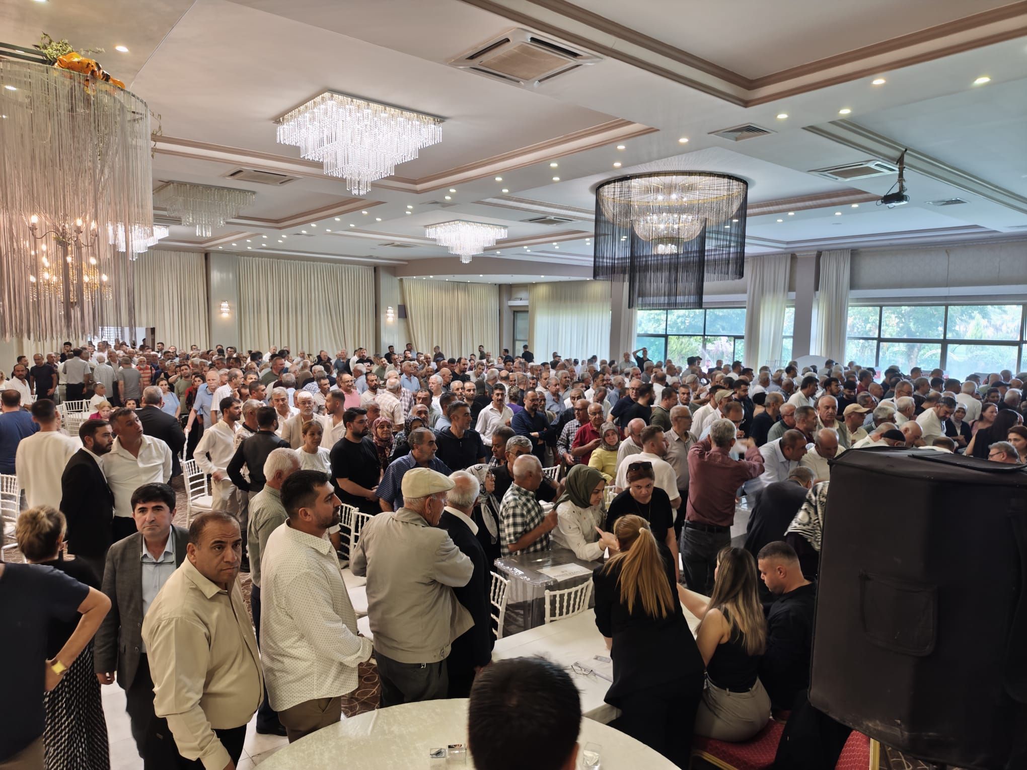 Yeni Parti’de Kongreler Umut Verdi (1)