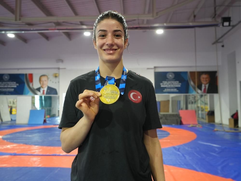 Babasının istemediği sporda Balkan şampiyonluğuna ulaştı