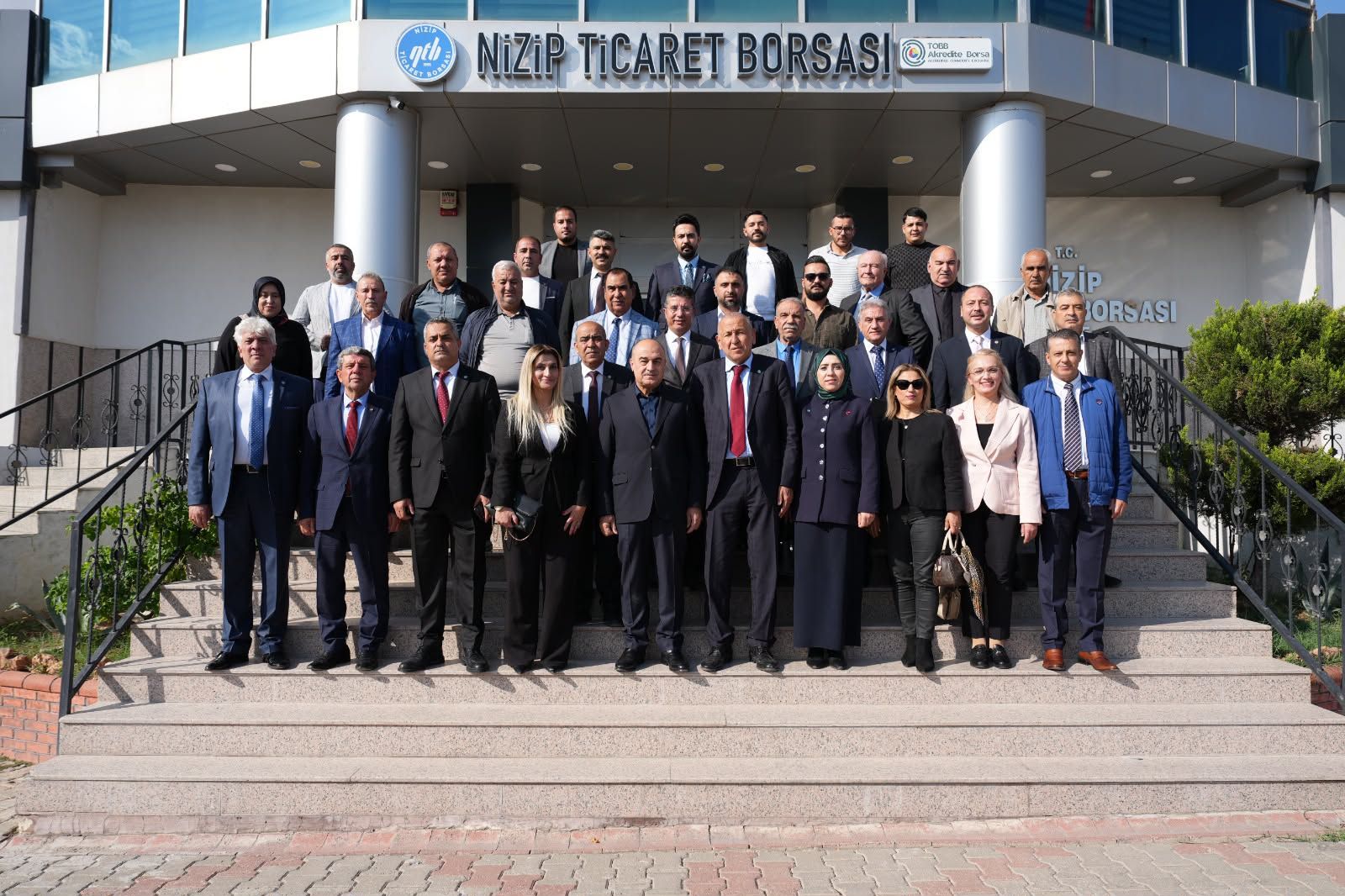 İYİ Parti’den Nizip Ticaret Borsası’na çıkarma