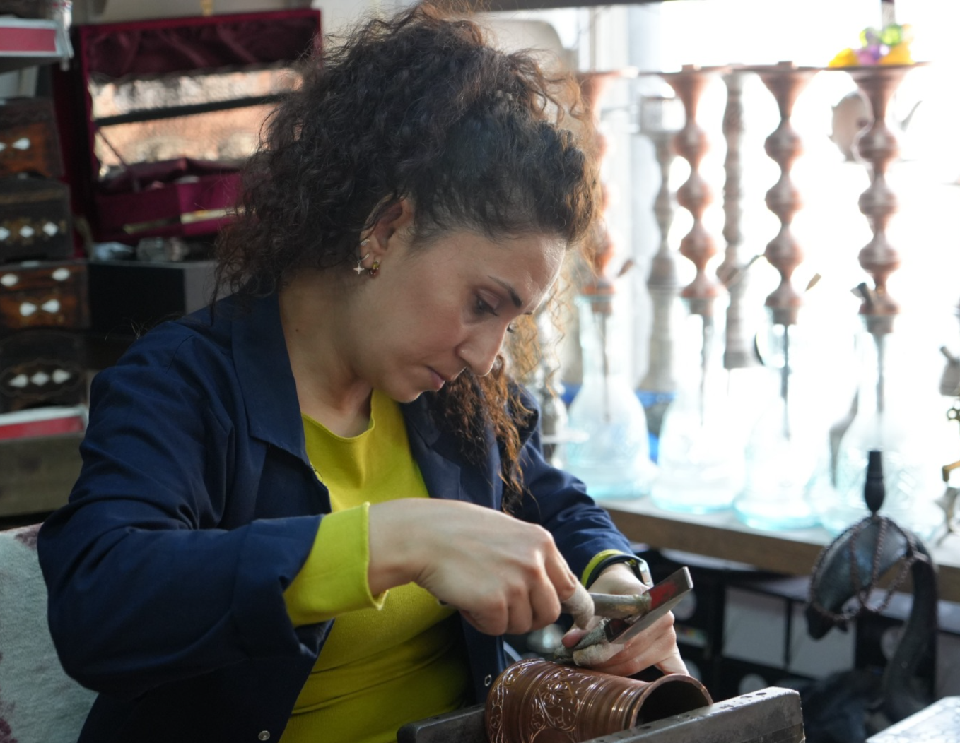Kadın Usta Bakırcı (2)