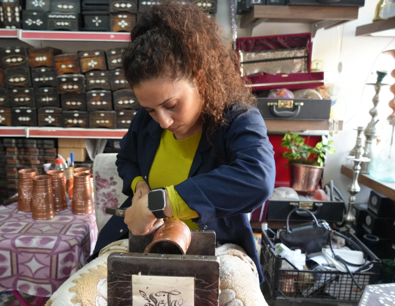 Kadın Usta Bakırcı (3)