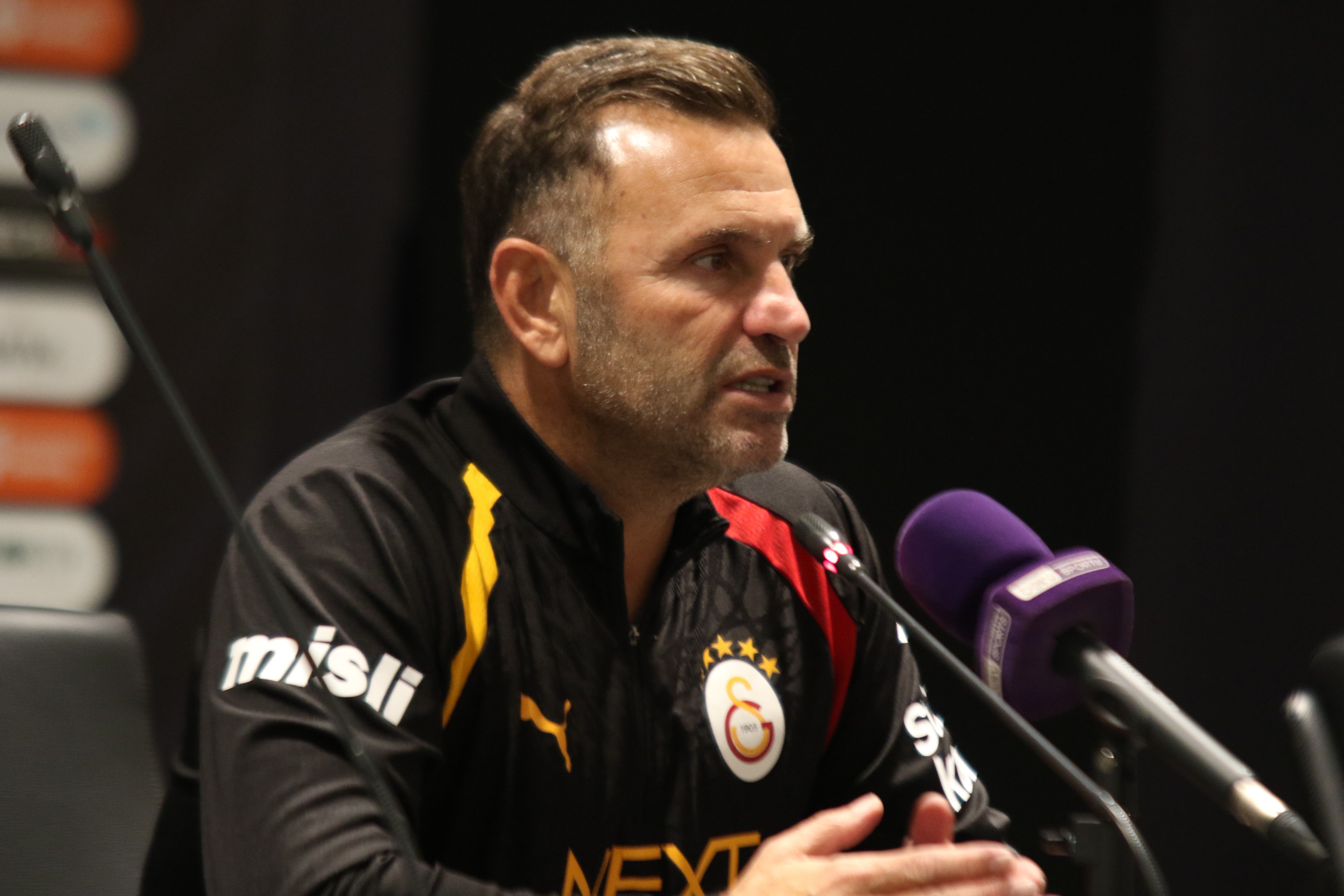 Okan Buruk (3)