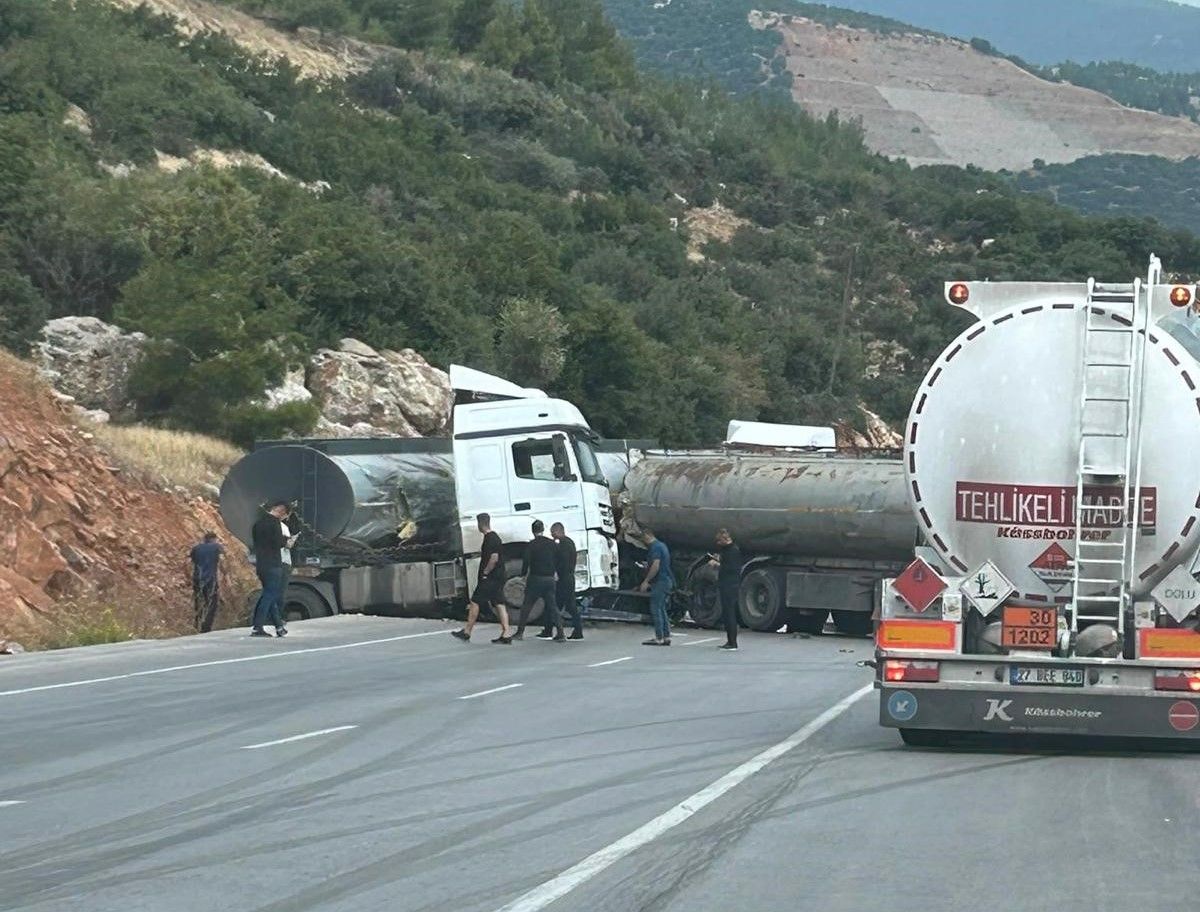 Gaziantep’te tanker kazasında faciadan dönüldü